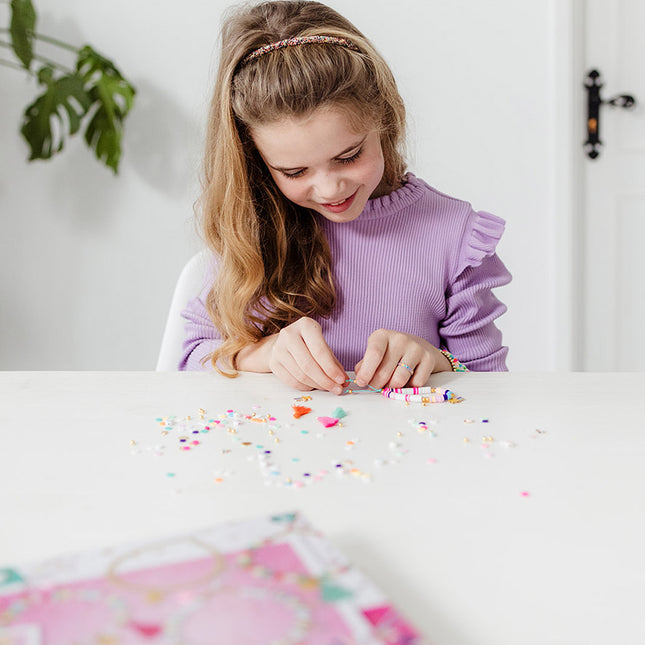 Diseña Y Brilla Haciendo Pulseras de la Suerte