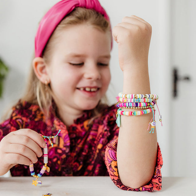 Diseña Y Brilla Haciendo Pulseras de la Suerte