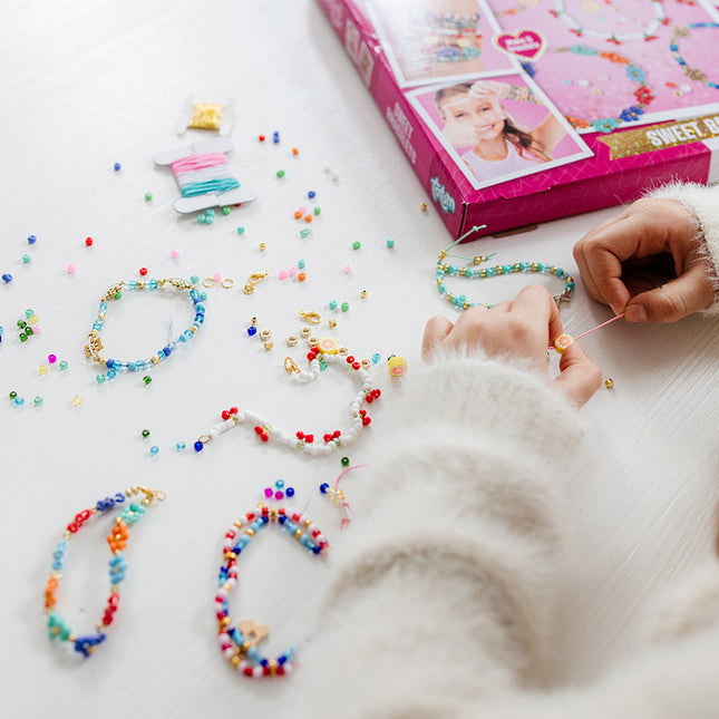 Diseña Y Brilla Haciendo Pulseras Dulces