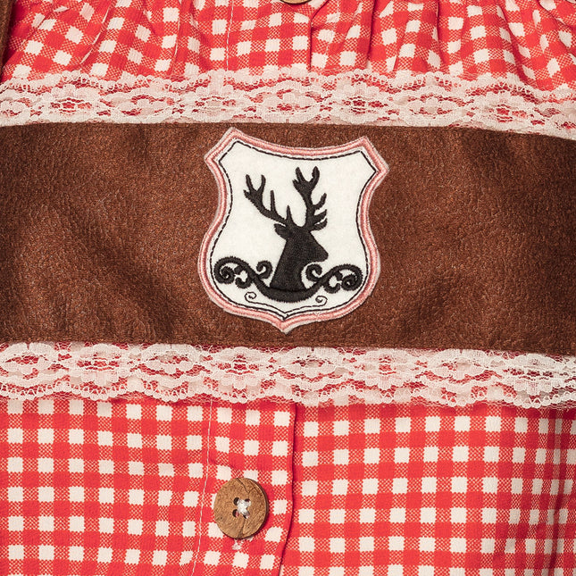 Lederhosen de mujer con blusa